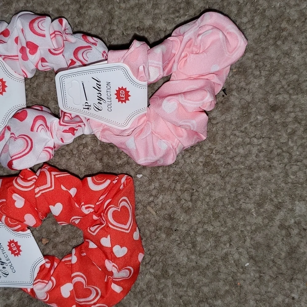 In Time for Valentines. 3 Pack Light Up Heart Scrunchies- Pink and Red